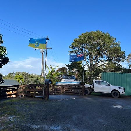 Apartamento Peaceful And Close To Town Whangarei Exterior foto